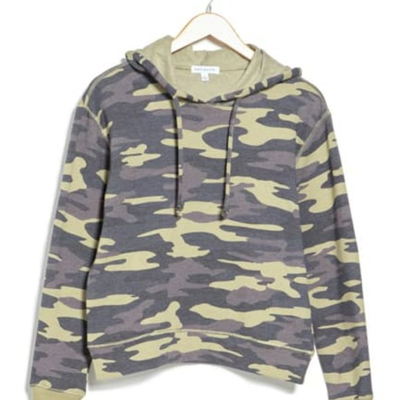 Socialite Tops - Socialite Comfy Camo Pullover Hoodie Size Small